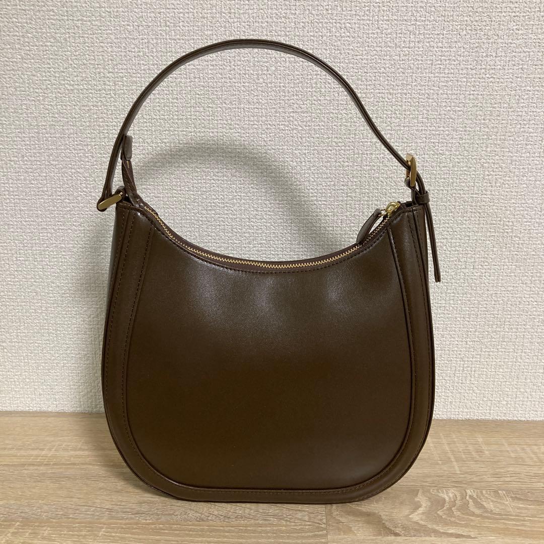 【未使用品】キタムラ　セミショルダーバッグ　チョコ