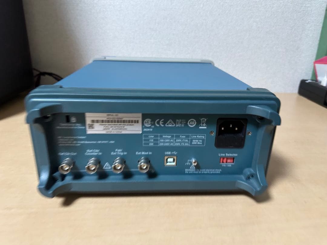 M*a様 Tektronix AFG1022 信号発生器