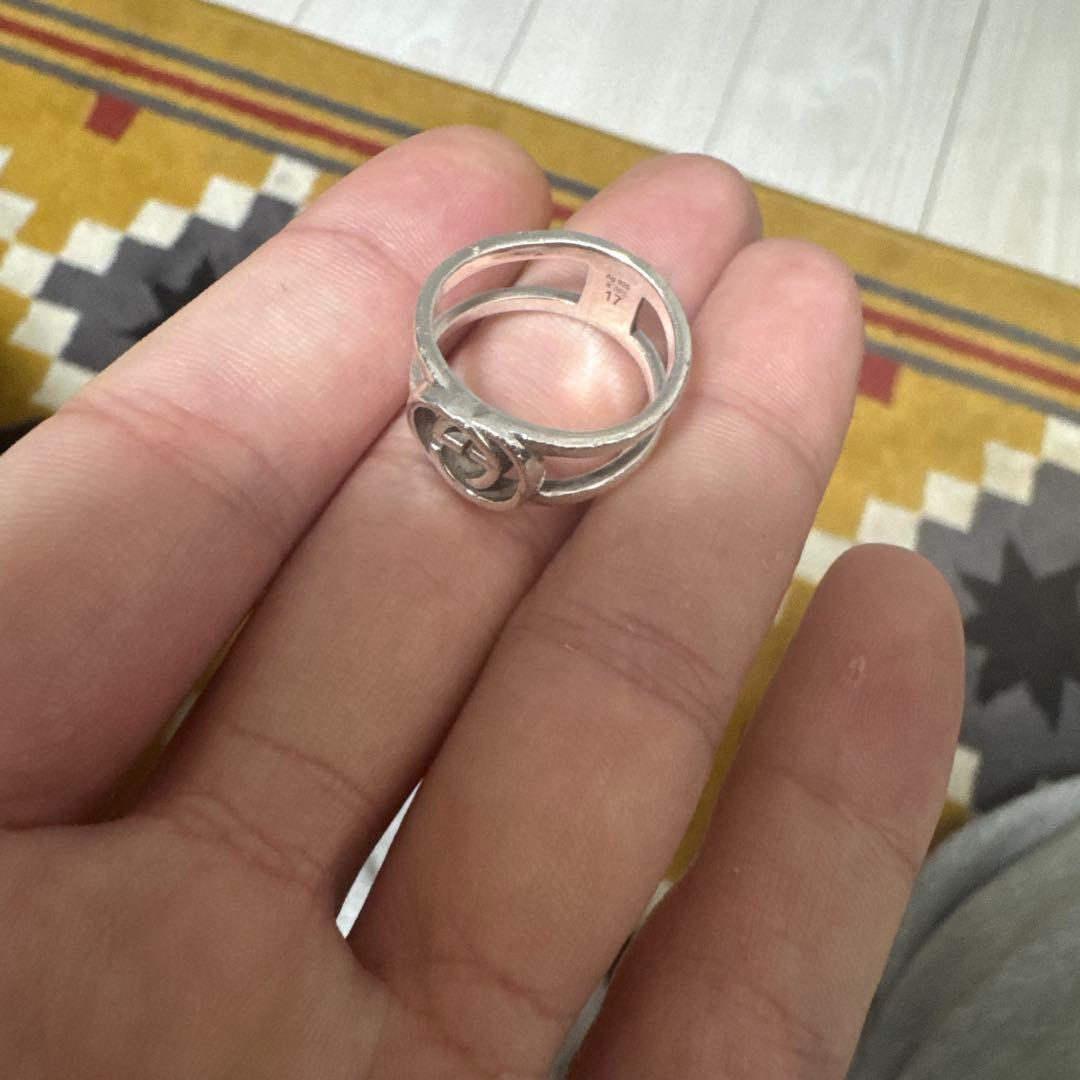 Gucci シルバー ロゴリング