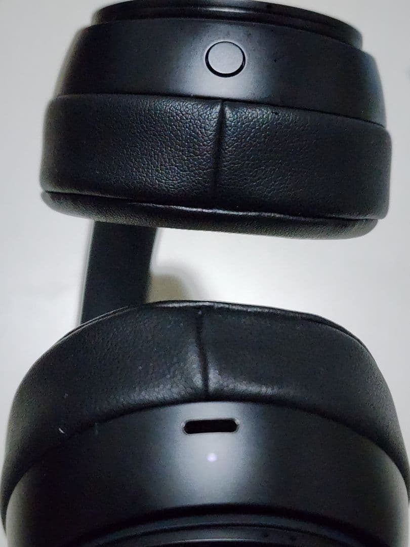 Beats Solo Proワイヤレスヘッドホン ブラック ケース付き