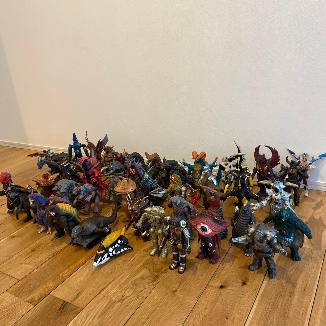 ウルトラマン怪獣　ソフビ　48体まとめ売り
