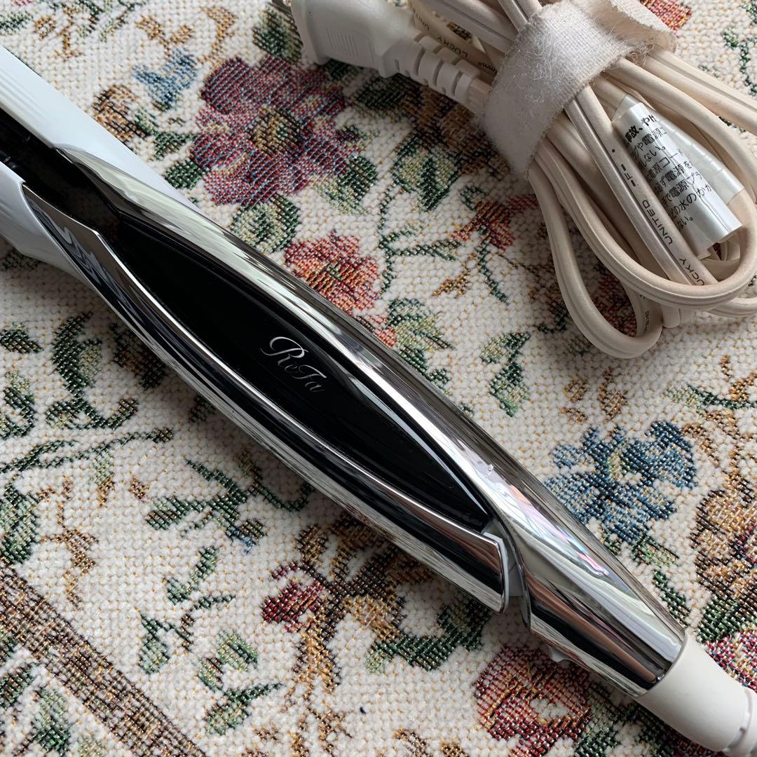 ⭐︎⭐︎5日間限定SALE⭐︎⭐︎ Refa ホワイトストレートヘアアイロン セラミック