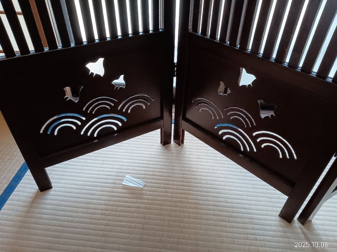 みぃー パーテーション　木製間仕切り 波と鳥のデザイン 約150cm