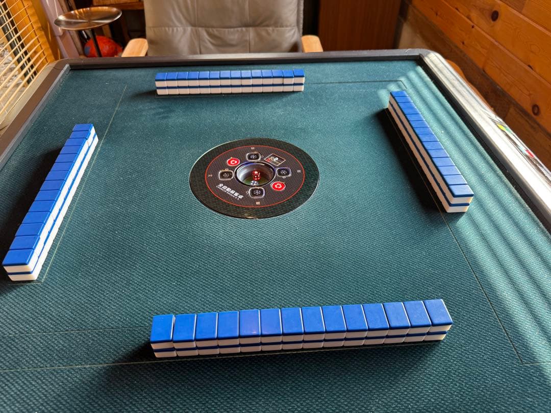 Jさん専用全自動麻雀卓　折畳式　点数表示板付　28mm