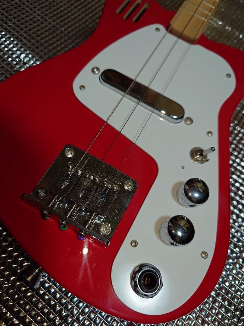 Loog Mini Electric ルーグ　エレキギター　　アンプ内蔵　ミニ