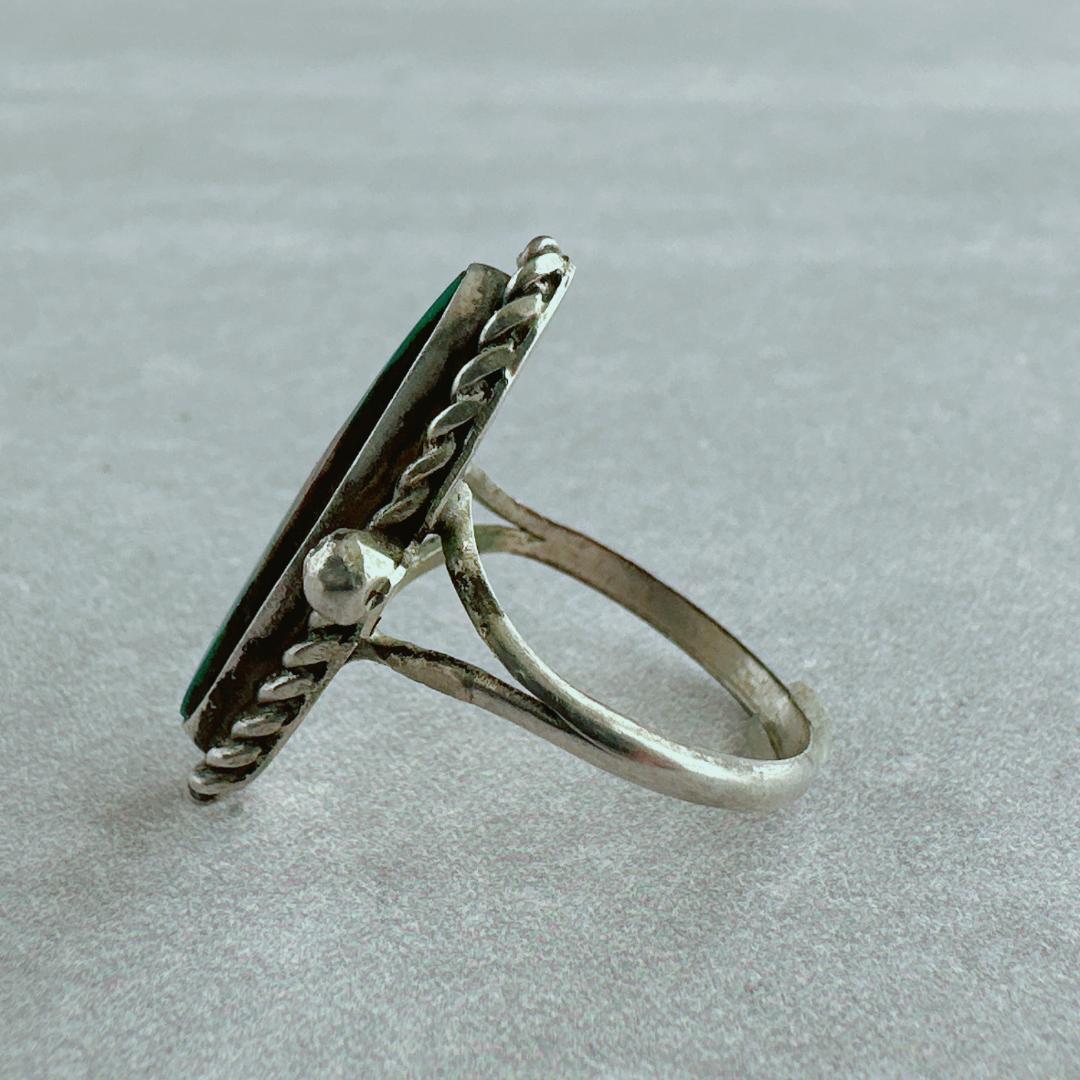 【J338】ヴィンテージ　ナバホ　ターコイズ　オーバル　シルバーリング　11号