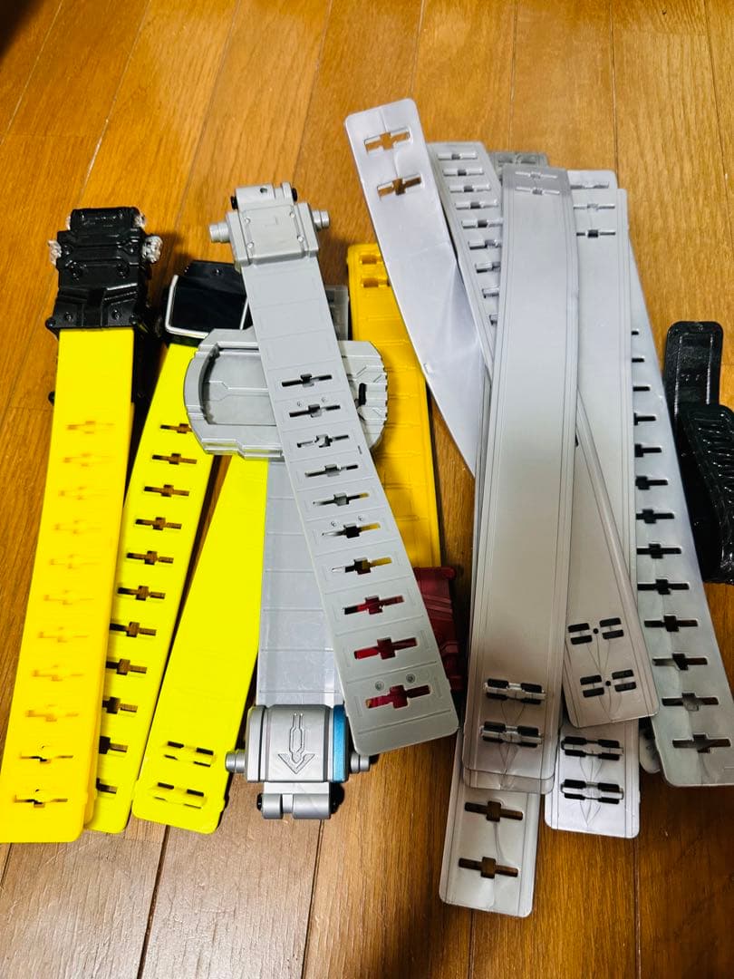 仮面ライダーベルト　セイバーGPロックシード　GPフルボトルなど250個以上山売