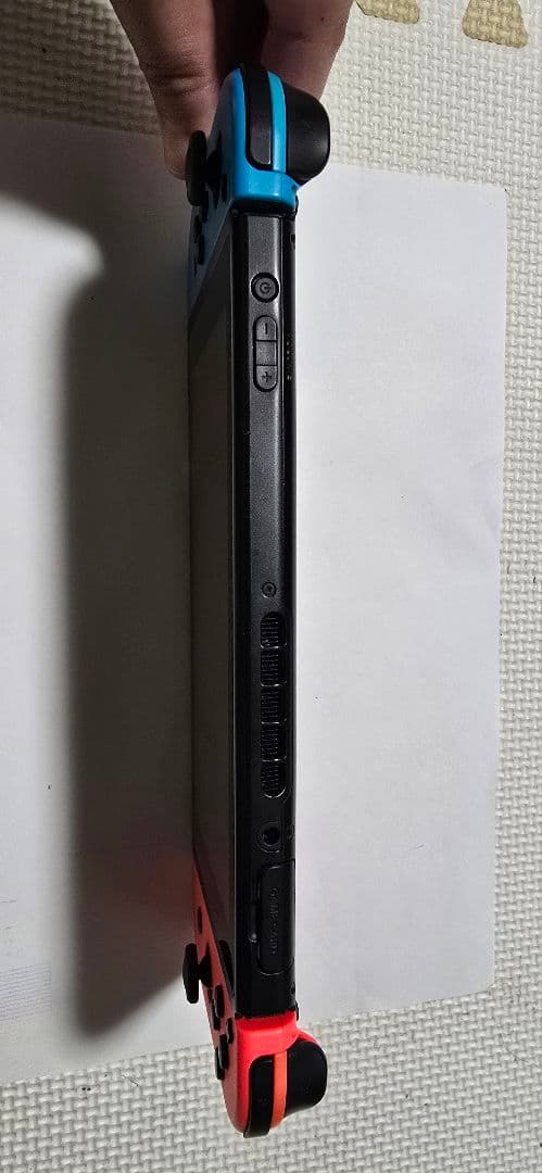 Nintendo Switch [箱なし/64GBmicroSDカード付]