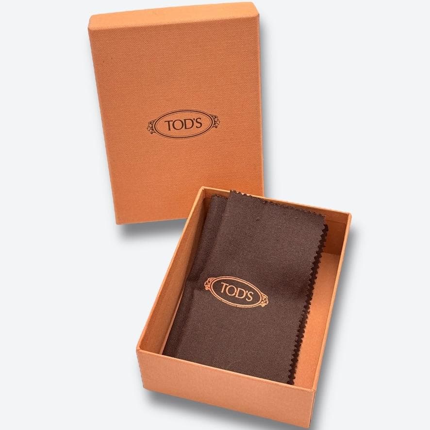 【極美品❣️箱付】TOD'S/二つ折り財布/ピンクベージュ/コンパクト/ダブルT