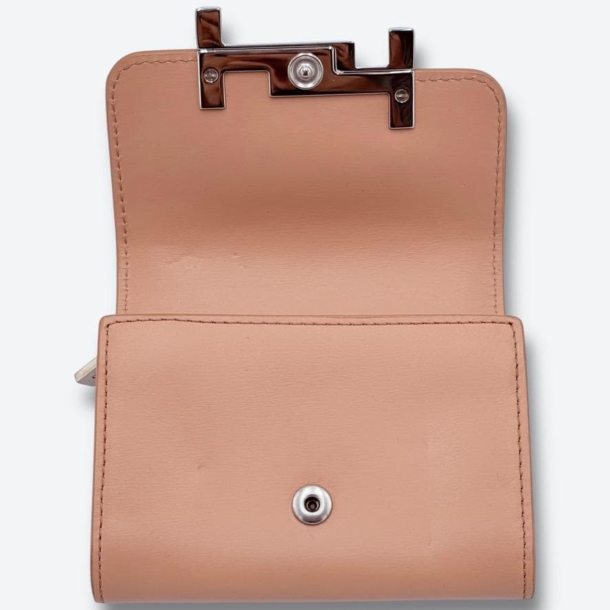 【極美品❣️箱付】TOD'S/二つ折り財布/ピンクベージュ/コンパクト/ダブルT