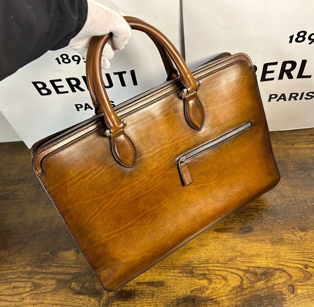 美品 Berluti アンジュール　ヴェネチアレザー ブリーフケース