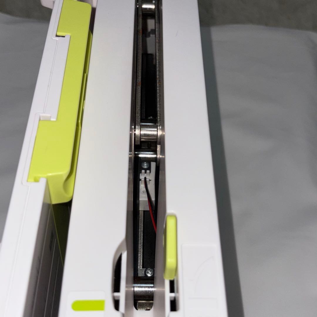 PLUS プラス コンパクト裁断機 PK-213 自動裁断機セット ホワイト