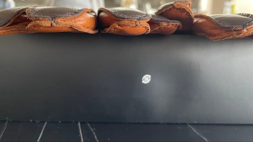 フェラガモ　メンズ　レザーグローブ