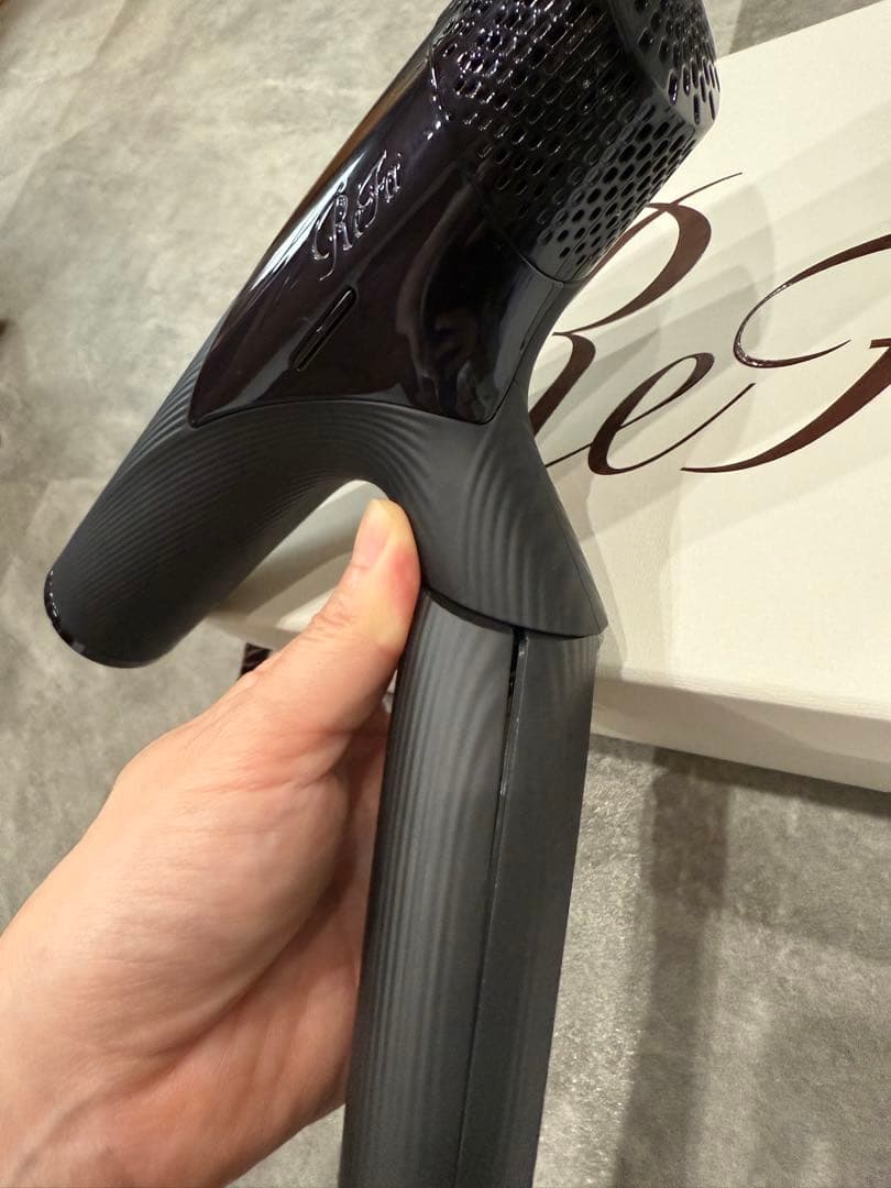 持ち手破損あり　ReFa BEAUTECH DRYER SMART ブラック