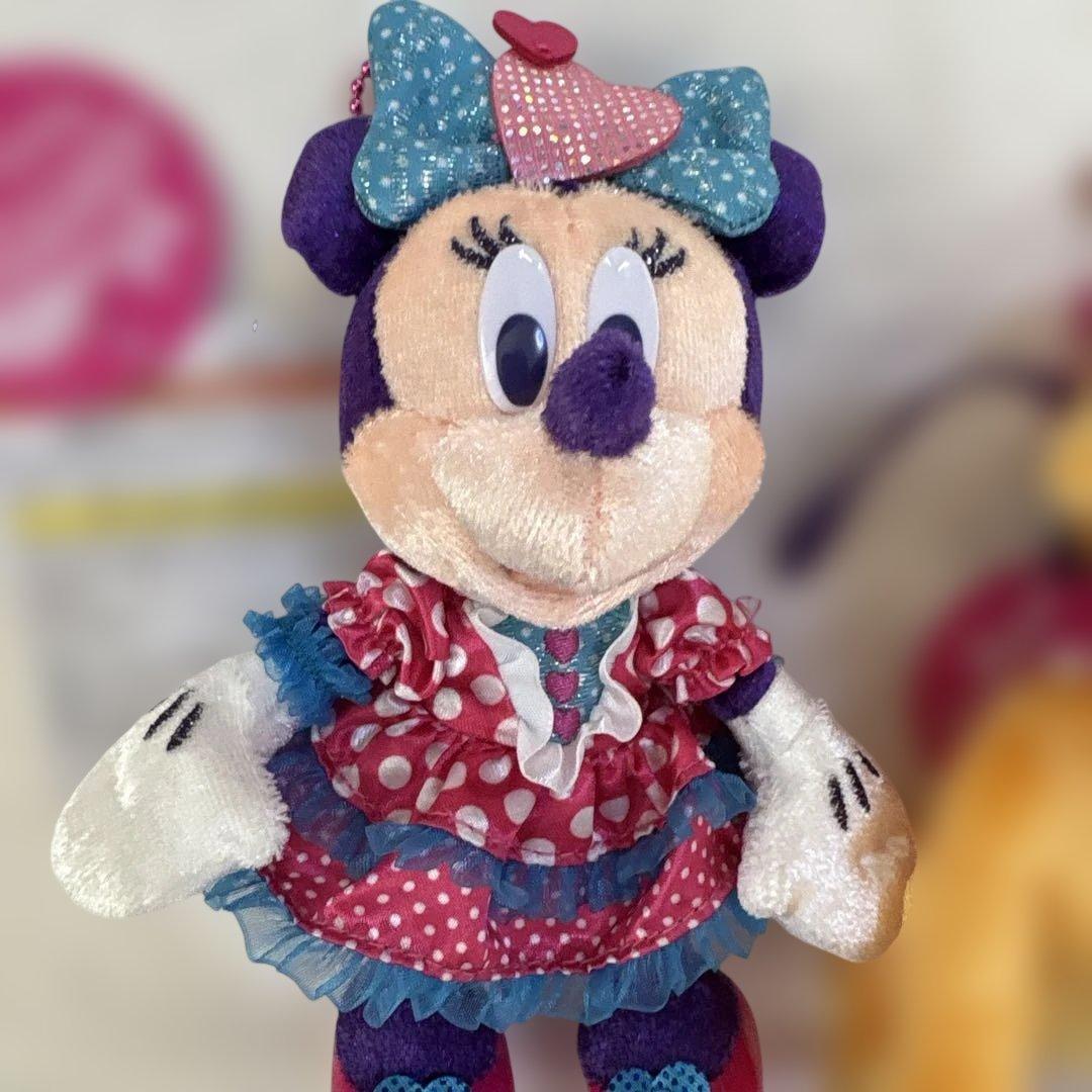 ミニー　ファンダーランド　ミッキー　ミニー　ぬいぐるみバッジ