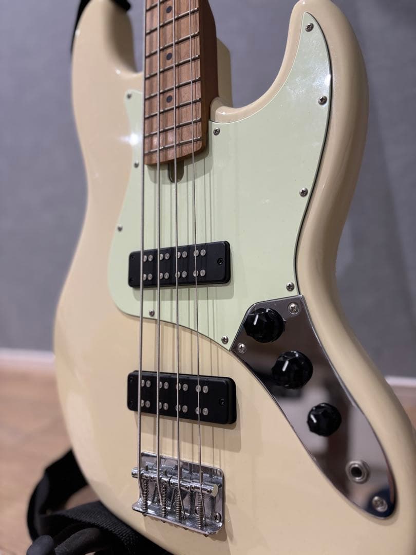 Bacchus BJB-2-RSM/M OWH エレキベース ケース付き