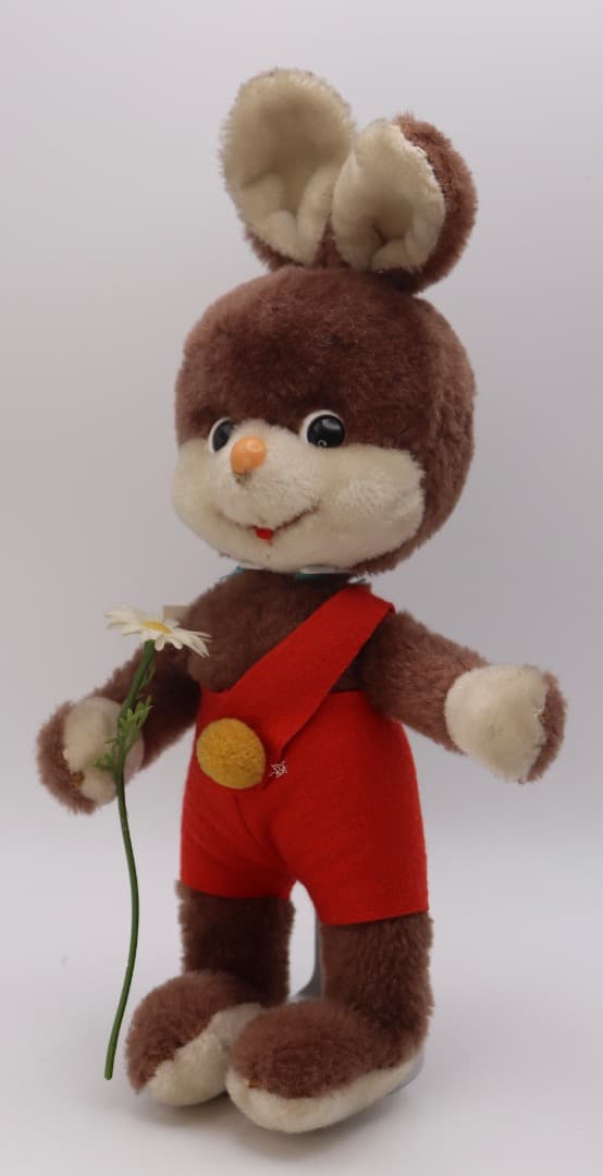 シュコー・ビゴベロ1964年代 ウサギ男の子 ぬいぐるみ 赤いオーバーオール