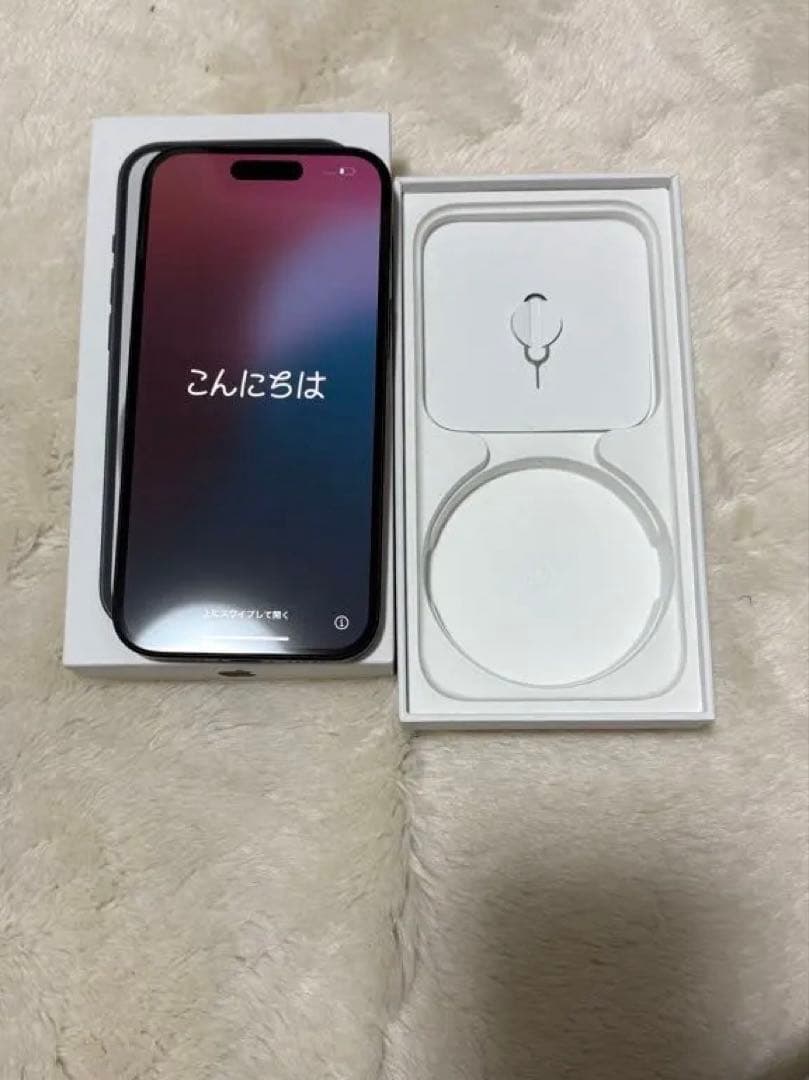 Apple iPhone 15 ブラック 本体 【中古】