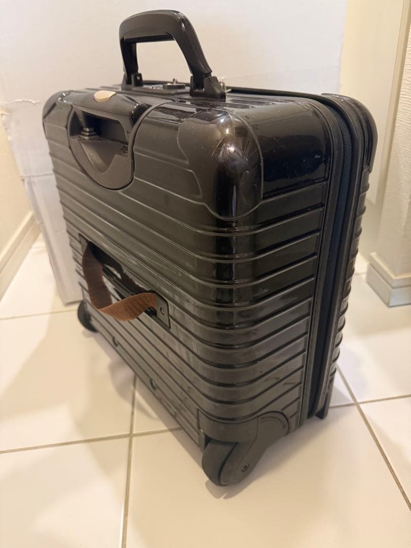 RIMOWA サルサDXハイブリッドビジネストロリー 32Lダークブラウン 2輪