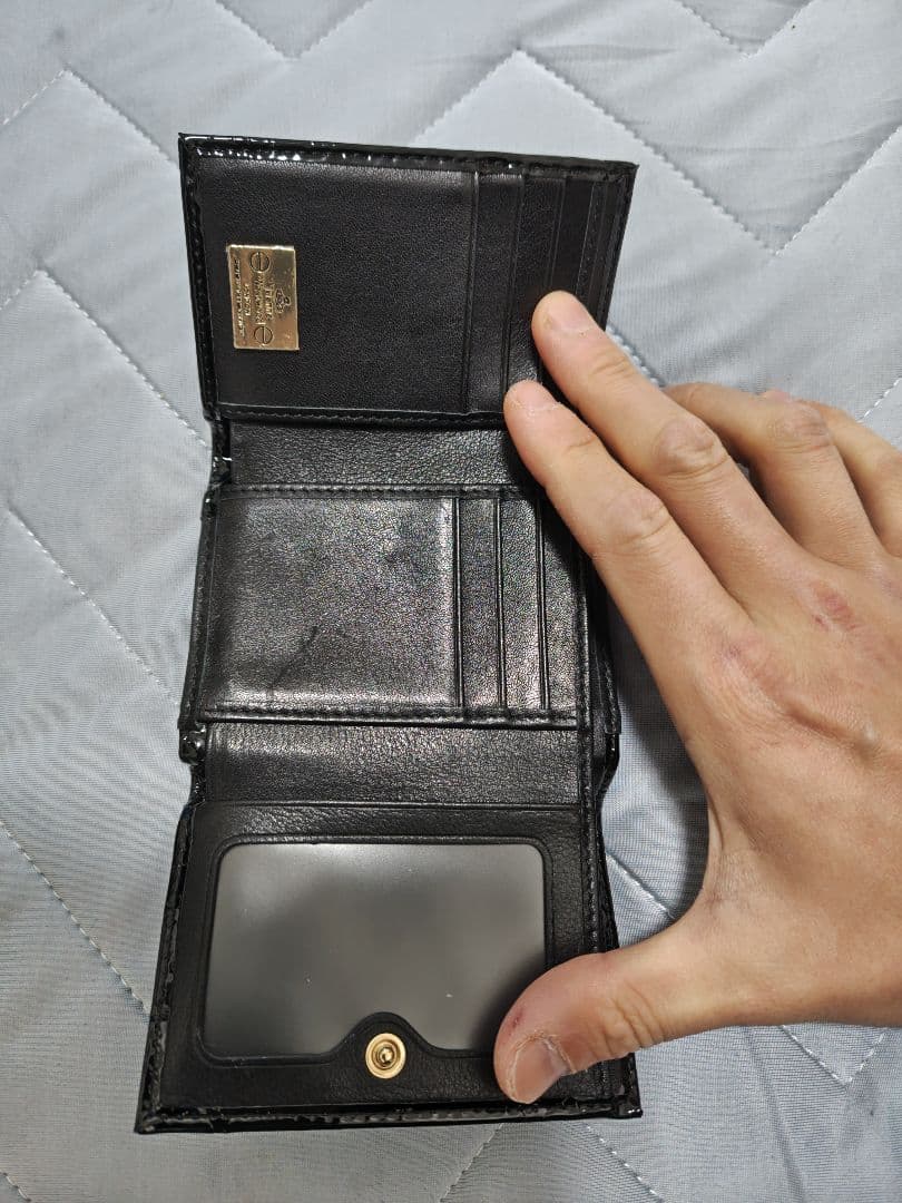 ヴィヴィアンウエストウッド がま口 財布 エナメル ブラック