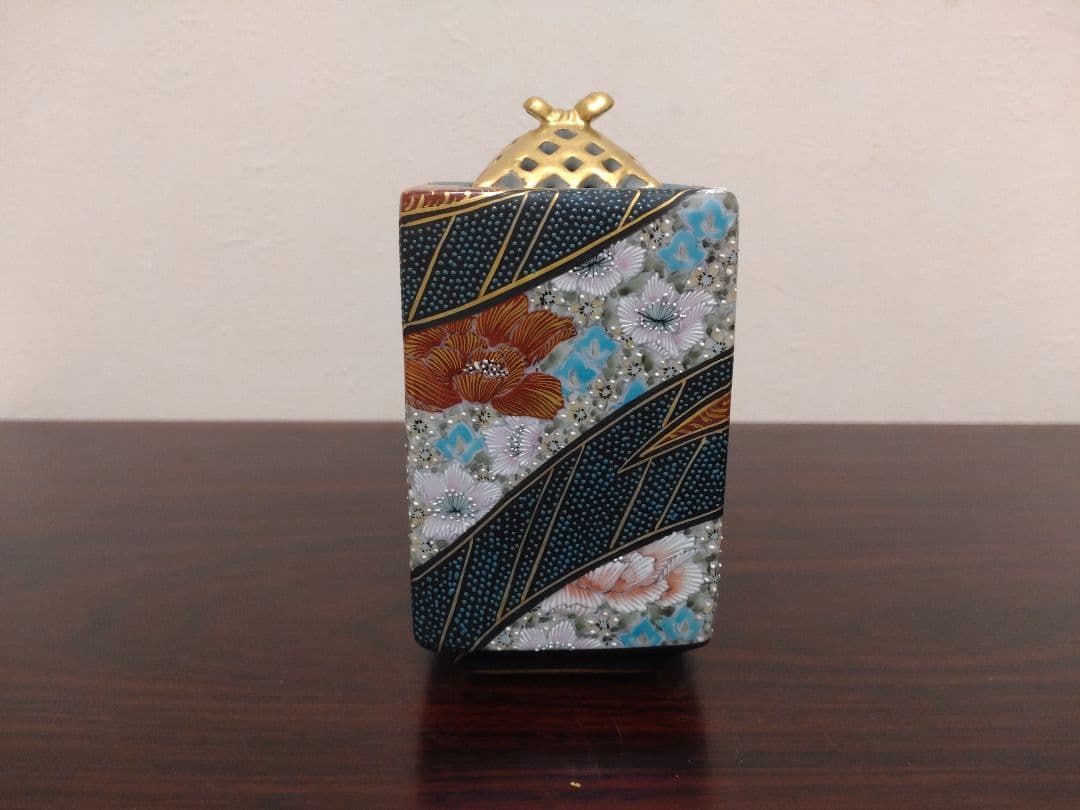 人気作家！九谷焼 中村陶志人 青粒花詰 香炉 共箱