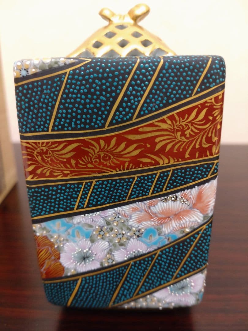 人気作家！九谷焼 中村陶志人 青粒花詰 香炉 共箱