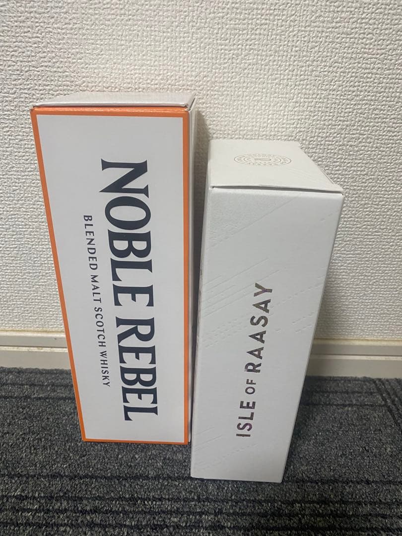 2本セット　ウィスキー　NOBLE REBEL & ISLE OF RAASAY