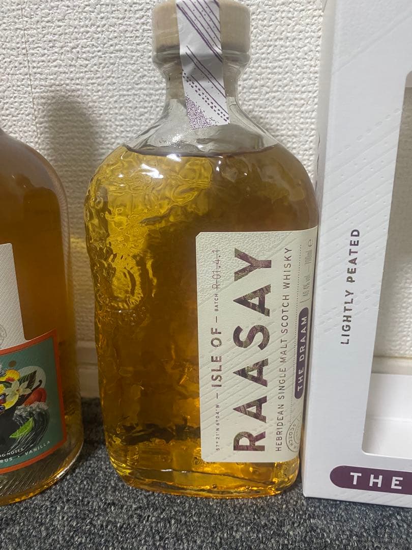 2本セット　ウィスキー　NOBLE REBEL & ISLE OF RAASAY