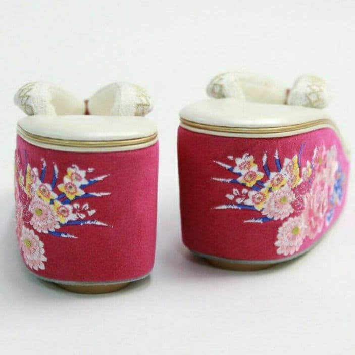 コリス　桂由美 草履＆バッグ　薔薇刺繍　ピンク桃　振袖袴 34650円の品