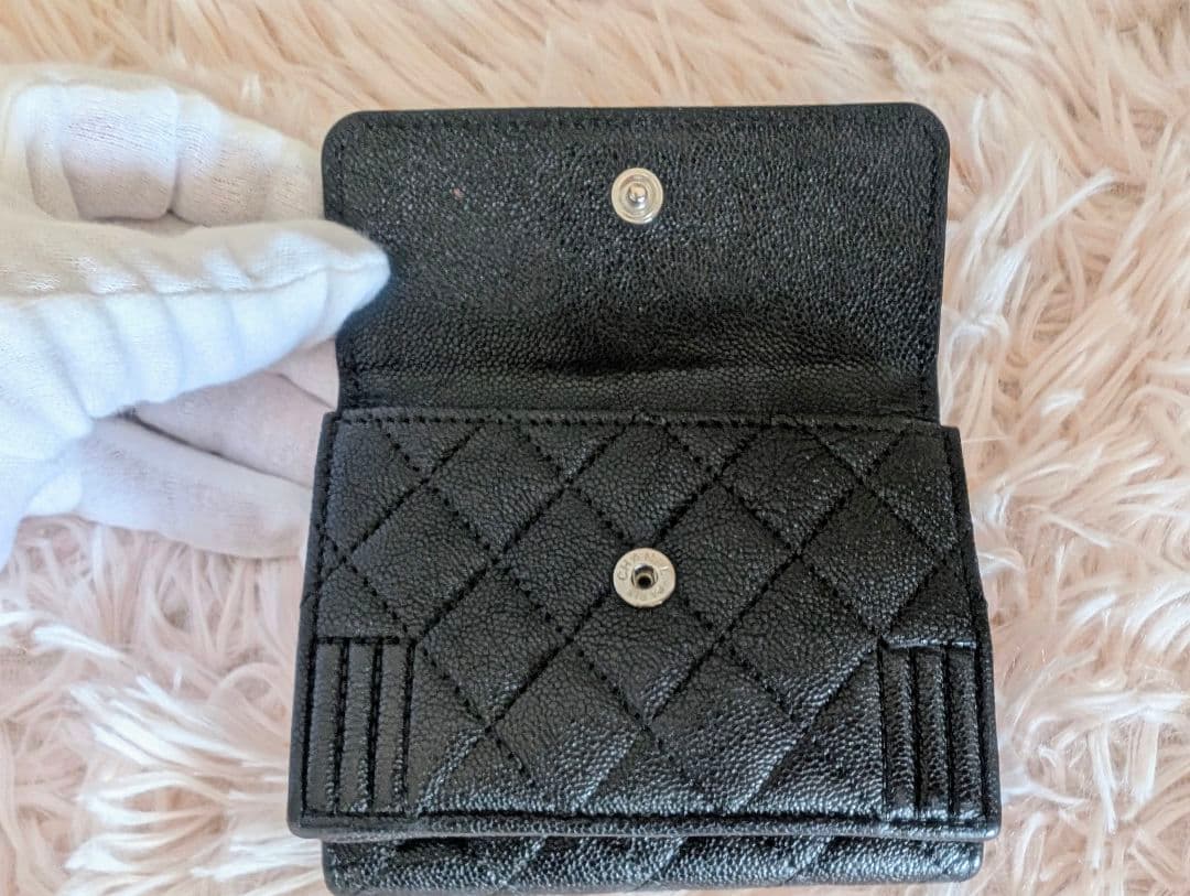 ちっとCHANEL シャネル ボーイシャネル 三つ折り財布 コンパクト