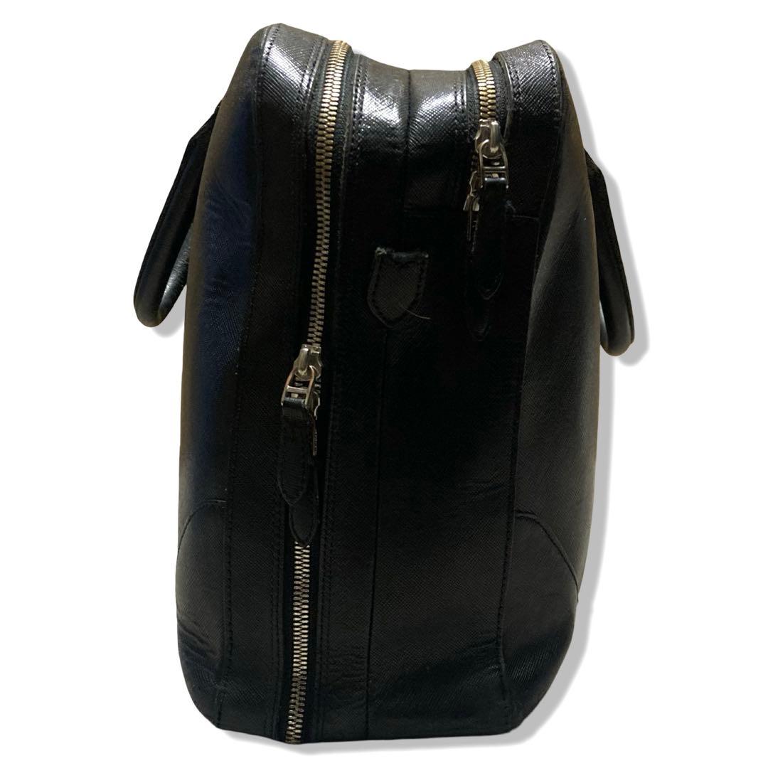 ペッレモルビダ　ビジネスバッグ　キャピターノ　2層　A4収納可　レザー　ブラック