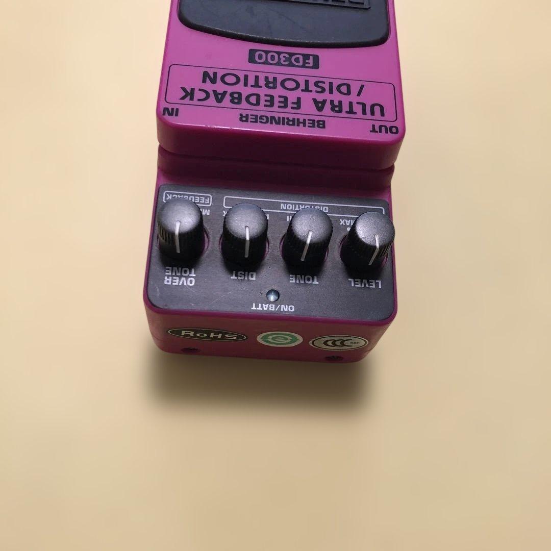BEHRINGERベリンガー ウルトラフィードバック／ディストーションFD300