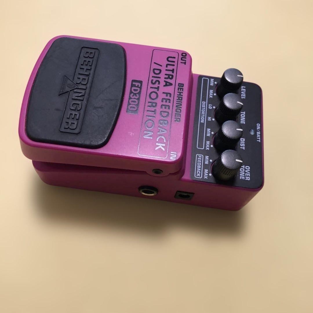 BEHRINGERベリンガー ウルトラフィードバック／ディストーションFD300