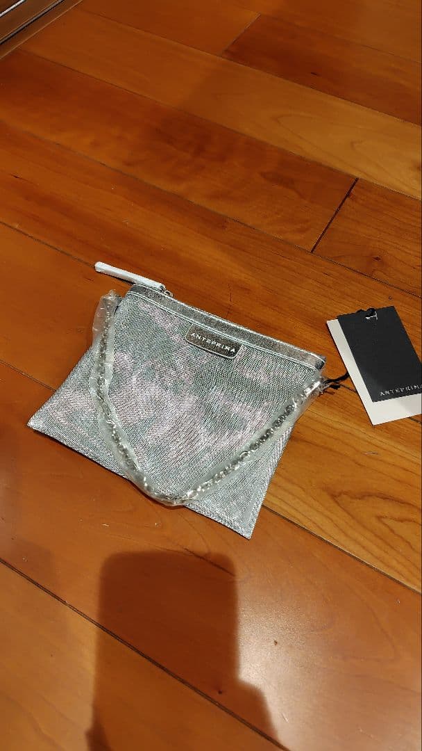 A 　アンテプリマ　インナーバッグ　シルバー　ミディアム