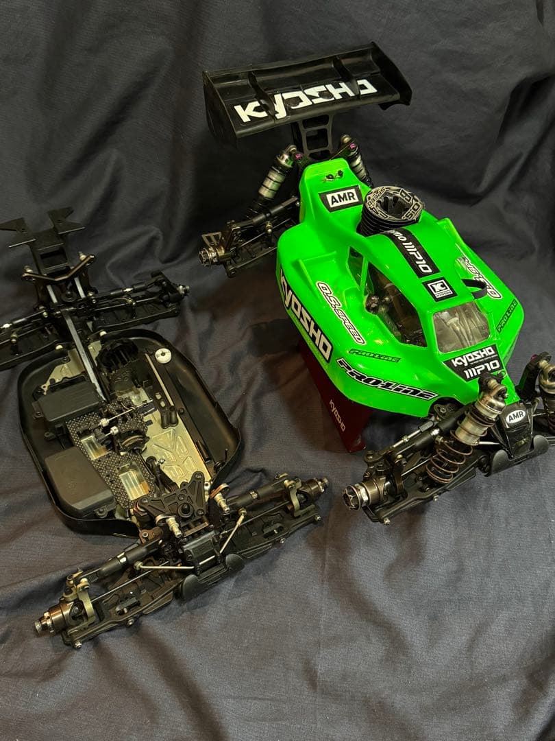 Kyosho inferno MP10 tki3 RC 1/8エンジンバギー