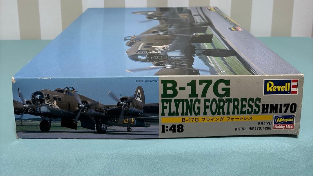 Revell B-17G FLYING FORTRESS 1/48 大型模型