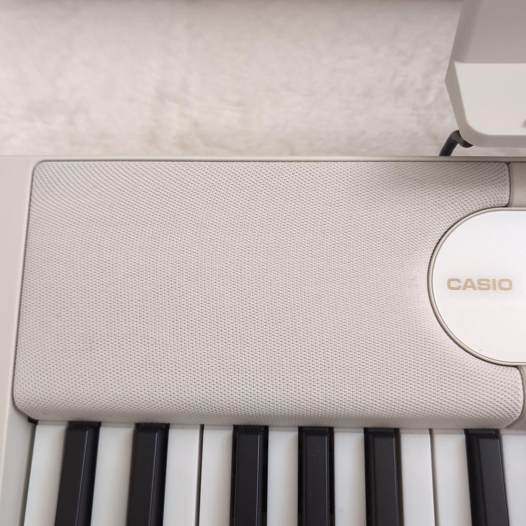 CASIO　カシオ　LK526 電子ピアノ　電子キーボード　光ナビゲーション