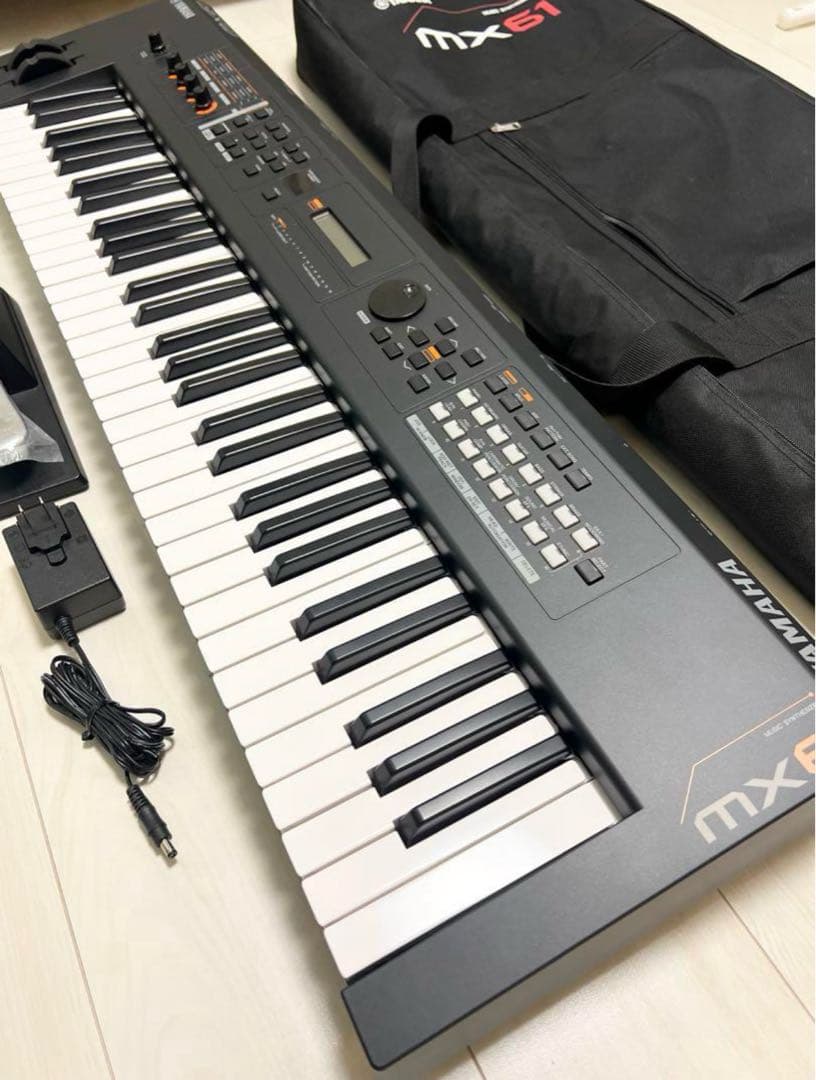 YAMAHA シンセサイザー　mx61 フットペダル　ケース　付き