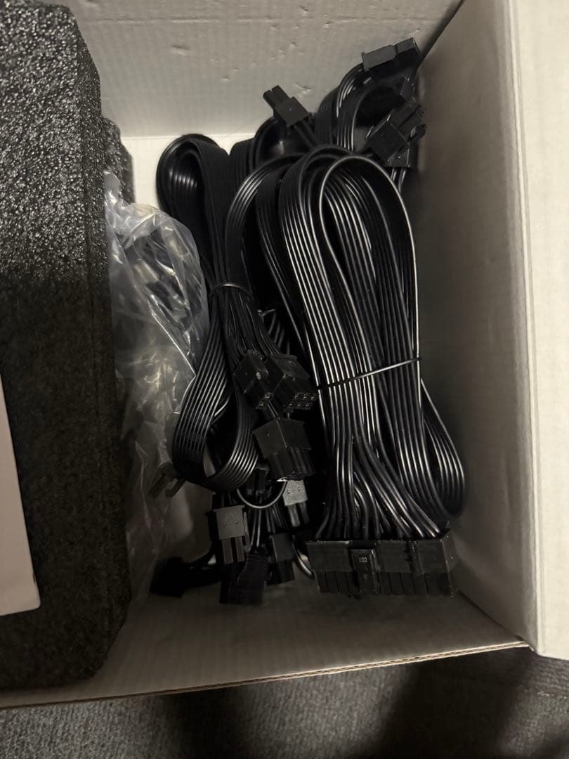 SilverStone DA850 850W 電源ユニット