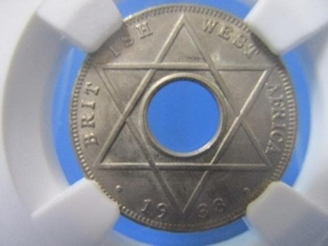 イギリス領西アフリカ　１／１０ペニー硬貨☆1938年／未使用品／ジョージ6世／