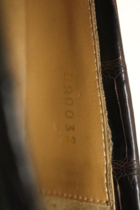 H*A様 【美品】☆ルイヴィトン：クロコ　ローファー　レザーシューズ　６　25.