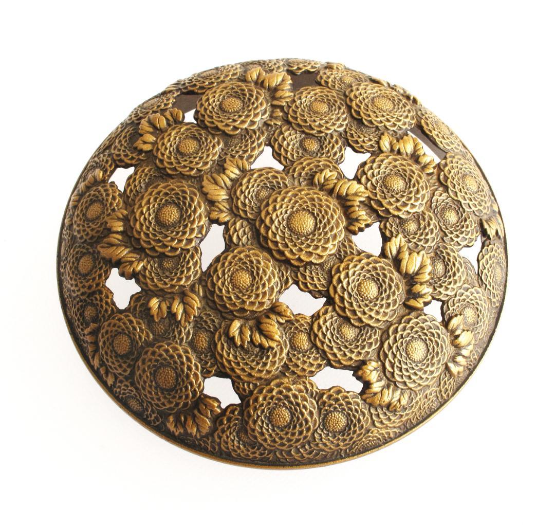彫金・万菊香炉　　伝統工芸 金工/佐野宏采 作