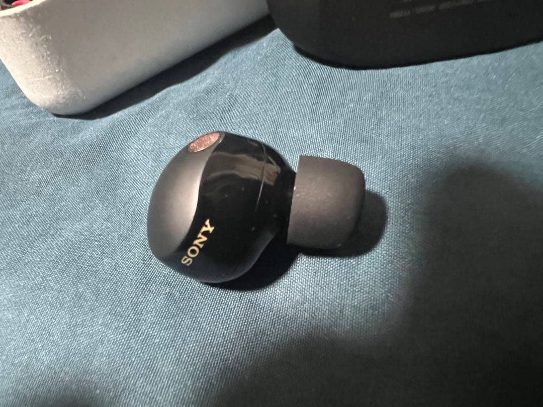 【ほぼ新品並】今年の10月購入。WF-1000XM5 充電ケースと左耳 片方のみ