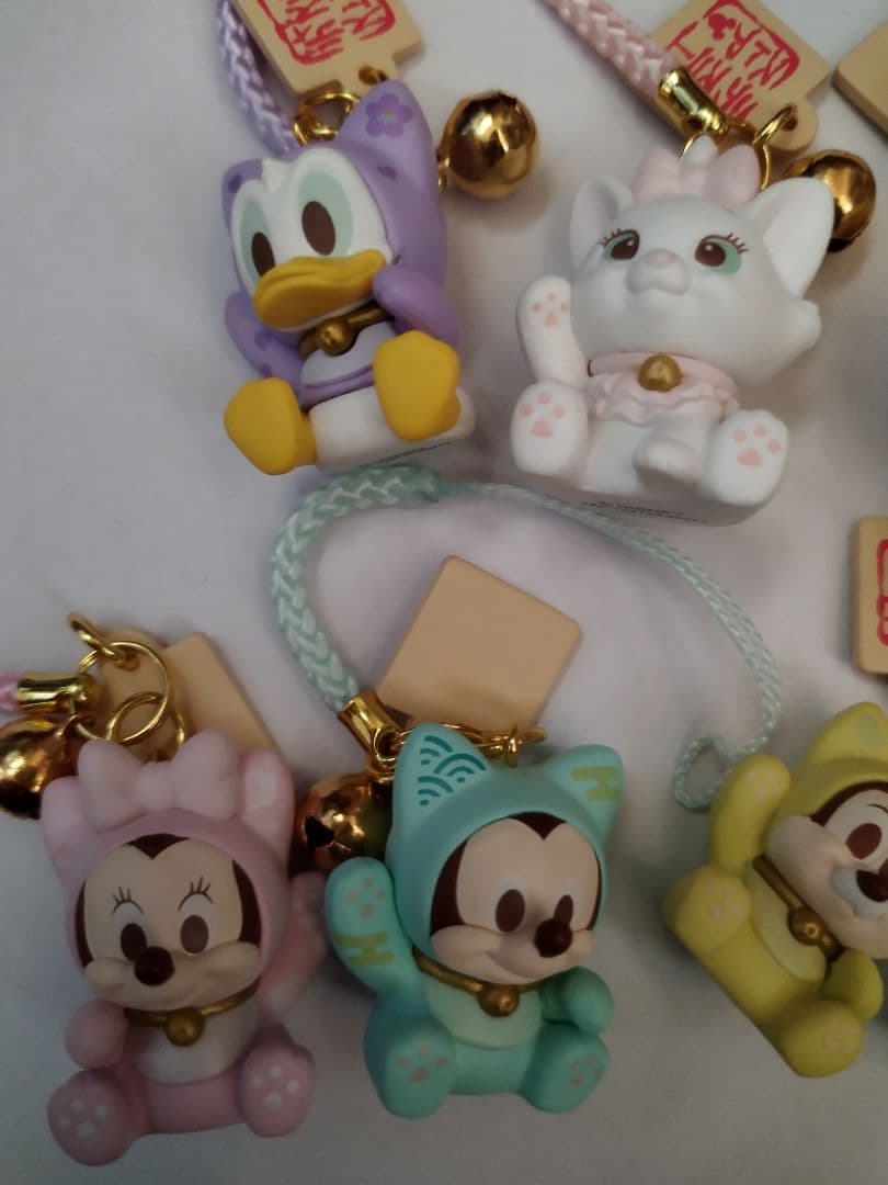 ディズニーストア　シークレットストラップ　迎春コレクション　招き猫　コンプリート
