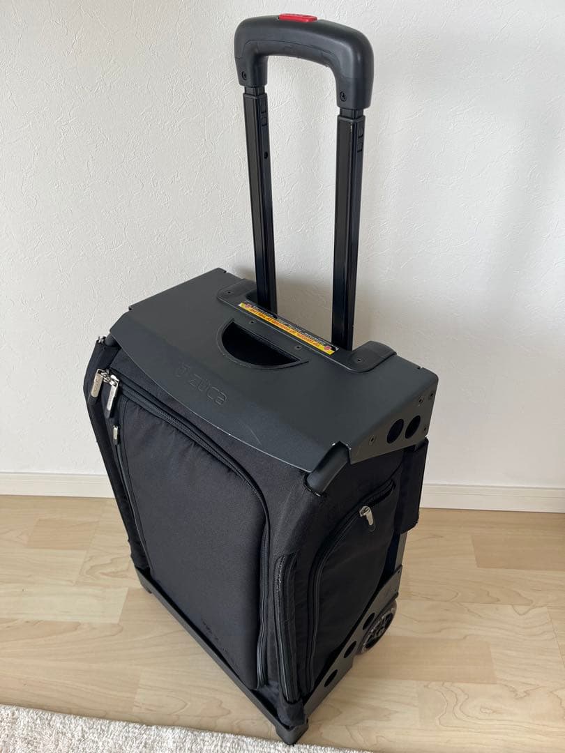 ZÜCA ブラック キャリーケース