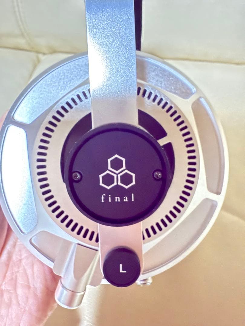 final D8000 DC Pro Edition ヘッドホン