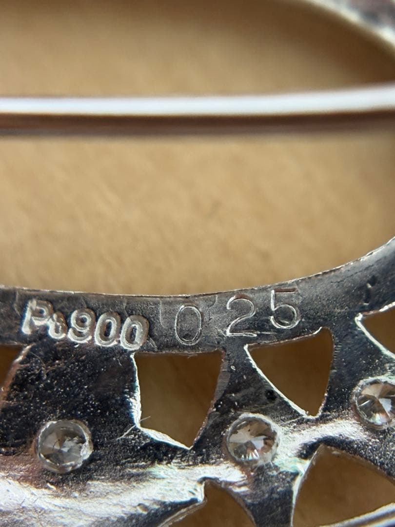 限定セール！Pt900 ダイヤモンド0.25ctブローチ