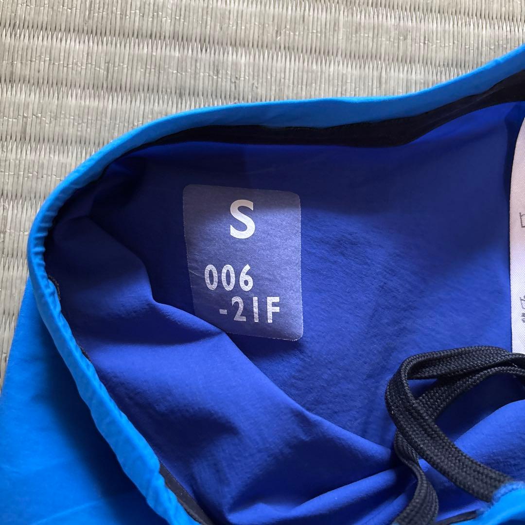 arenaアクアフォース青