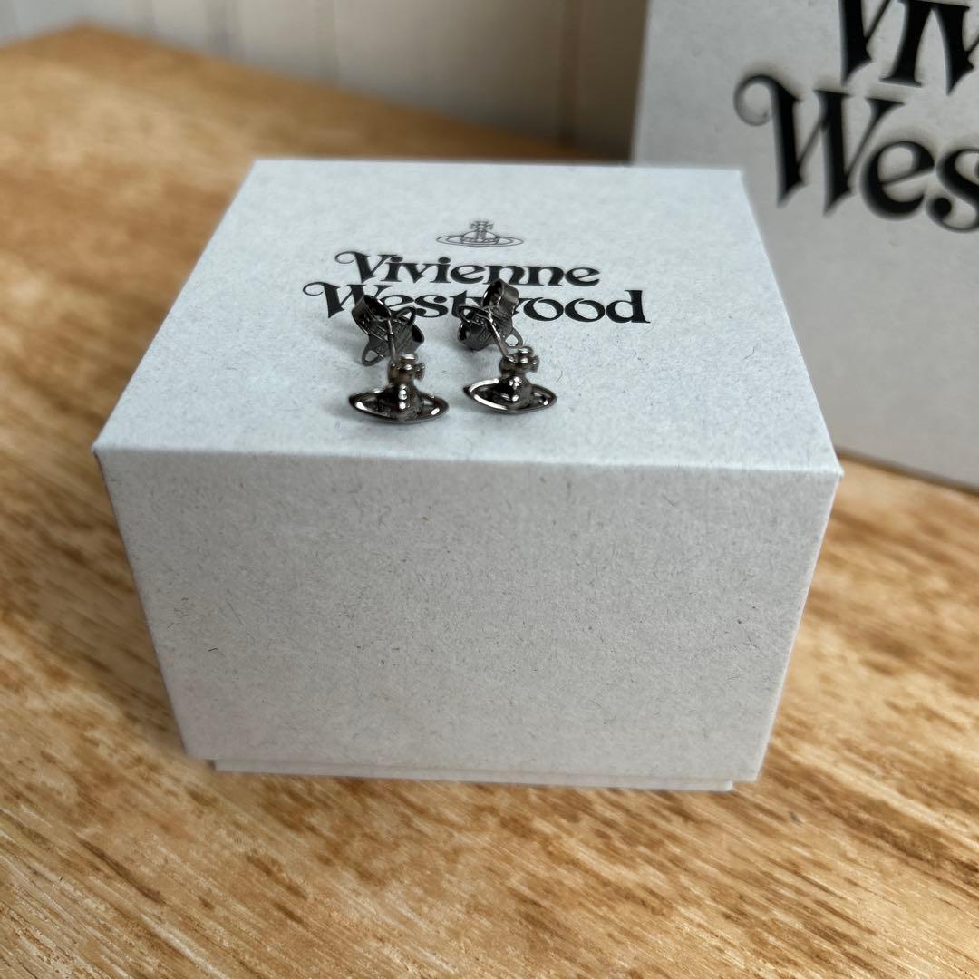 Vivienne Westwood シルバーピアス
