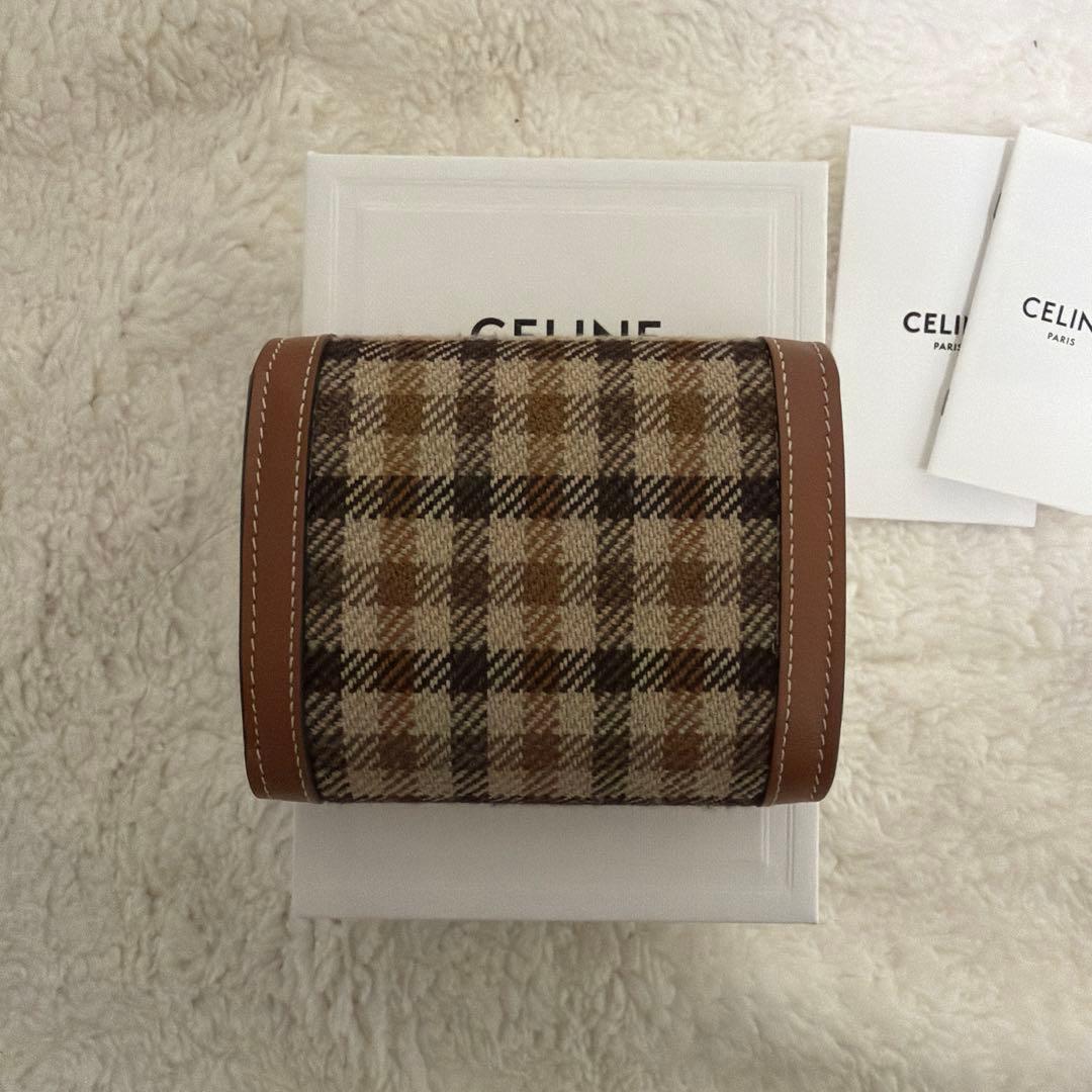 CELINE セリーヌ 財布 スモール フラップウォレット トリオンフ チェック